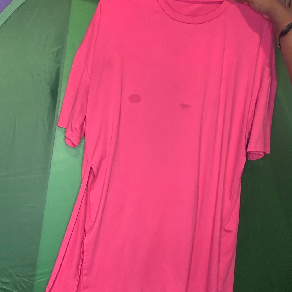 Vibrant BUTTERFLY CUT OUT Pink T-Shirt